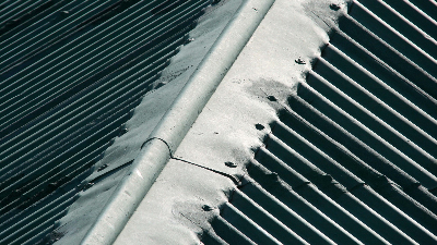 銹轉(zhuǎn)化劑在金屬屋面除銹上真的管用嗎？青島恩澤化工CP10告訴您