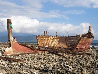 船體生銹怎么辦?銹轉(zhuǎn)化劑幫你解決生銹問題